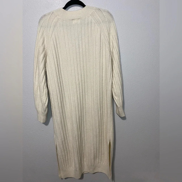 H&M sweater dress - Picture 4 of 12